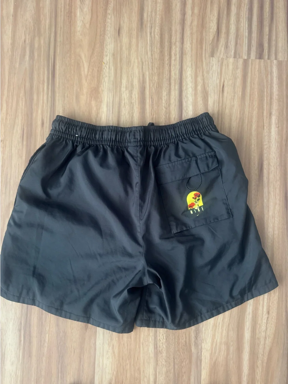 Vintage Nike Black Rose Graphic Running Shorts Men’s Medium